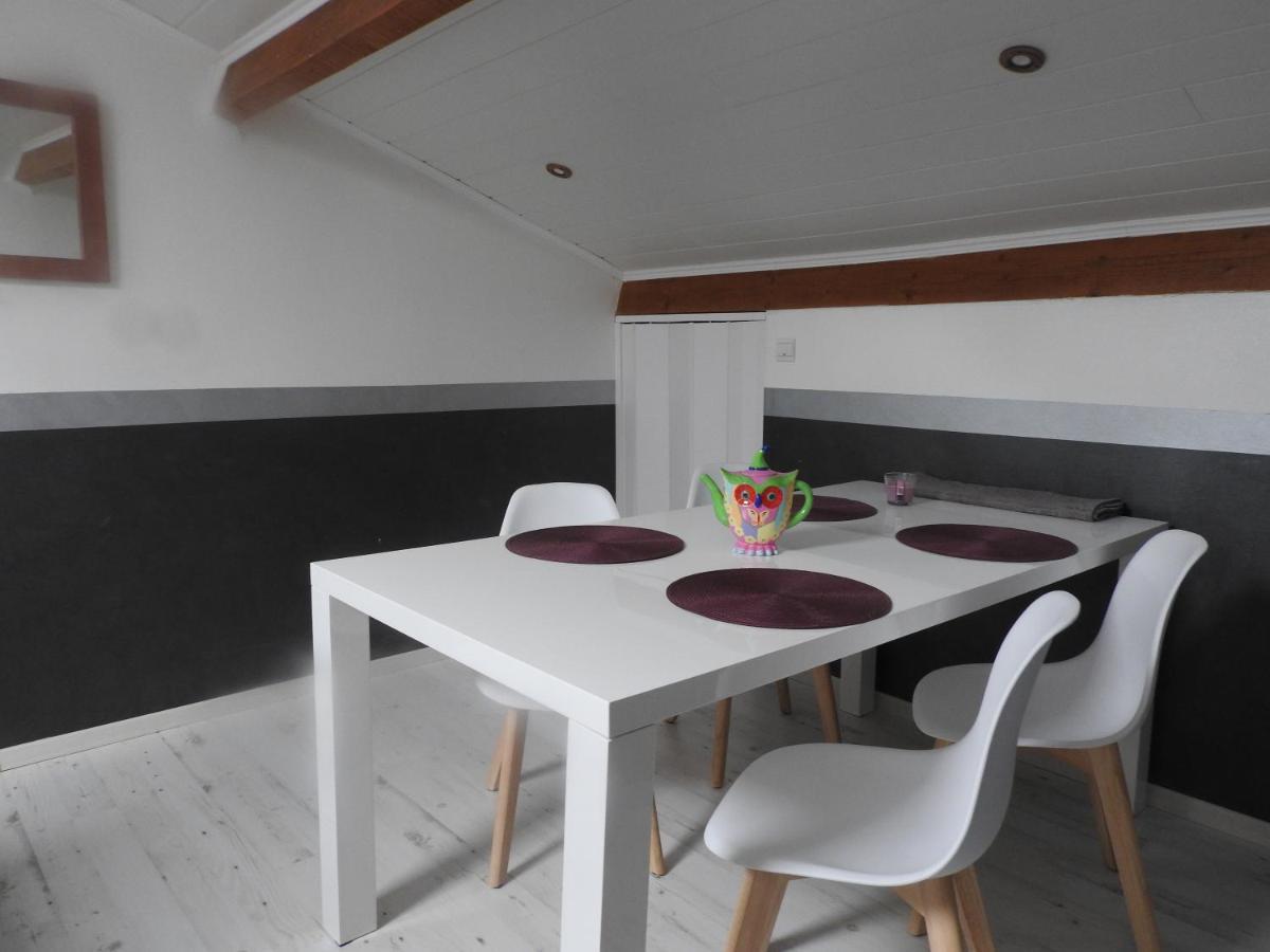 Appartement Mansarde Et Climatise 50 M2 Pompignan  Bagian luar foto