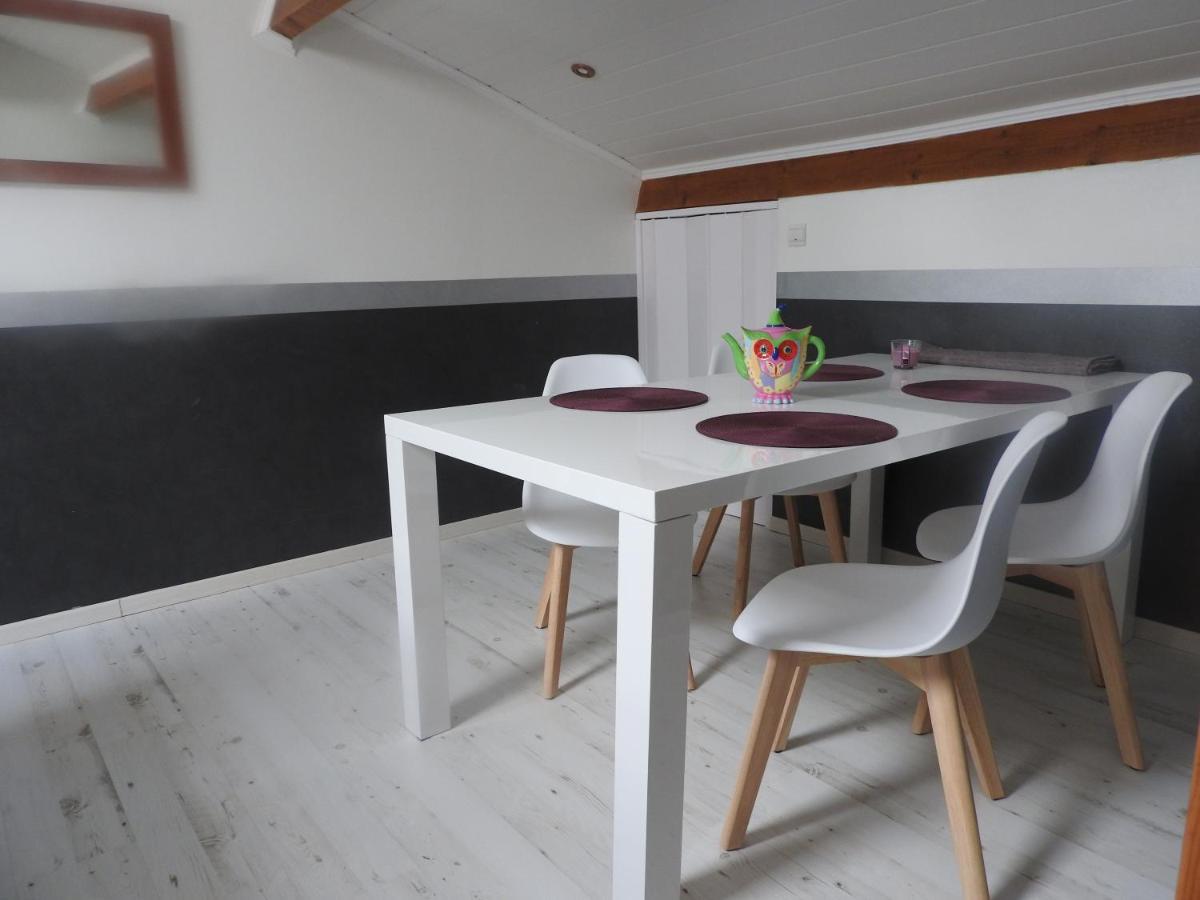 Appartement Mansarde Et Climatise 50 M2 Pompignan  Bagian luar foto