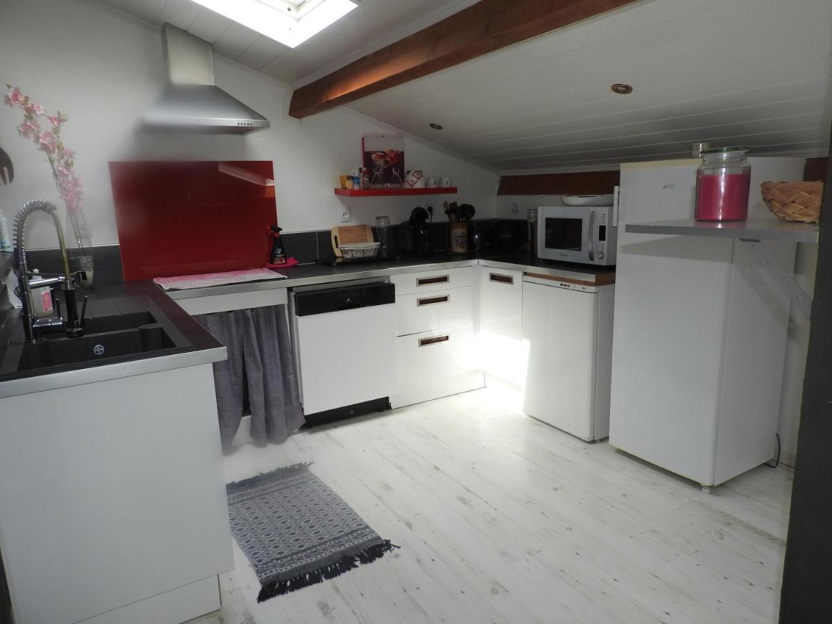 Appartement Mansarde Et Climatise 50 M2 Pompignan  Bagian luar foto