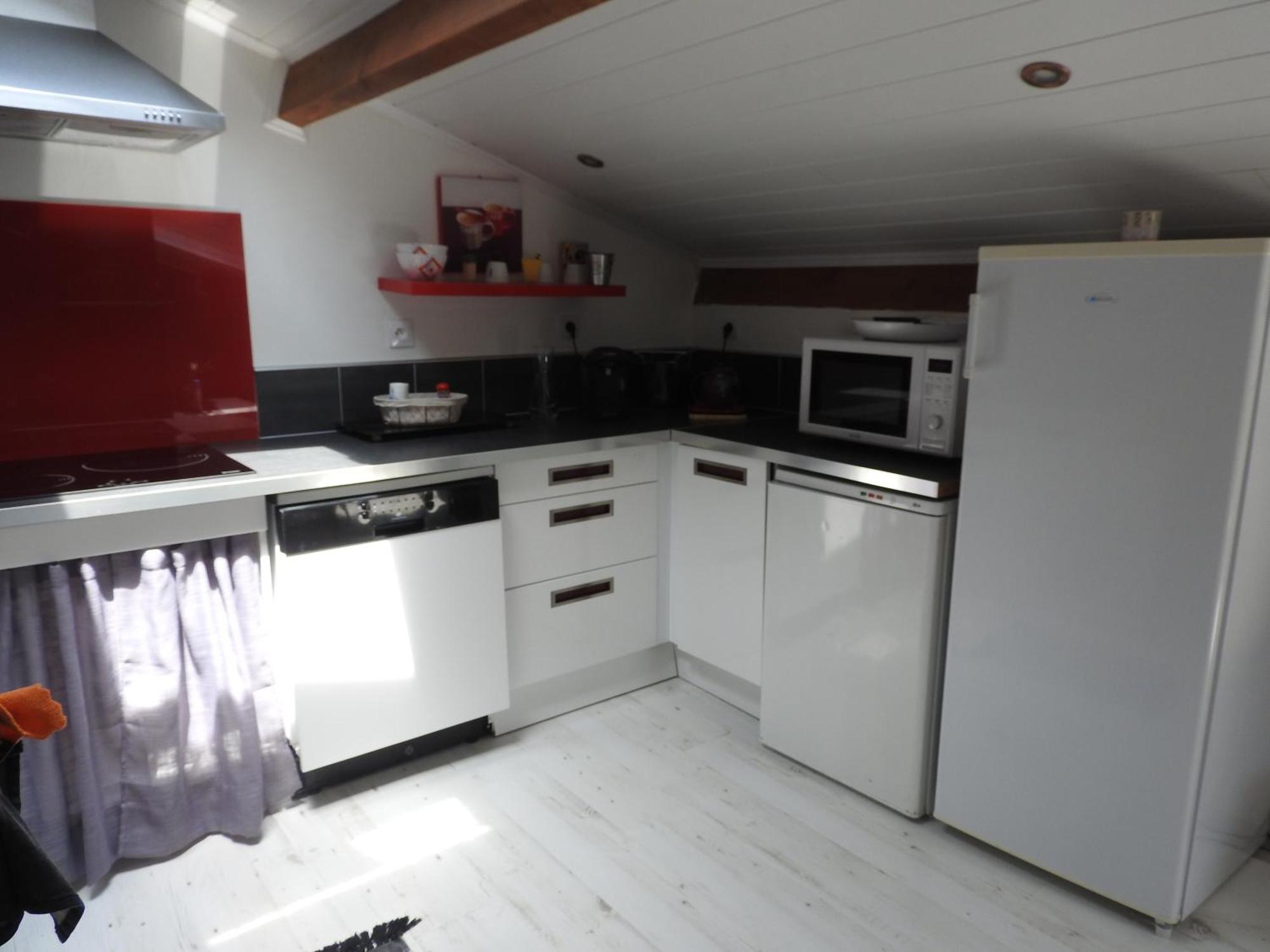 Appartement Mansarde Et Climatise 50 M2 Pompignan  Bagian luar foto