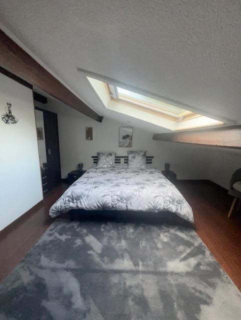 Appartement Mansarde Et Climatise 50 M2 Pompignan  Bagian luar foto